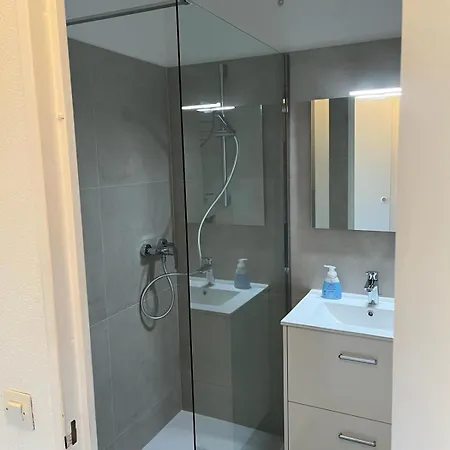 La Petite Cachette - Pool And 150m To The Beach Apartment *